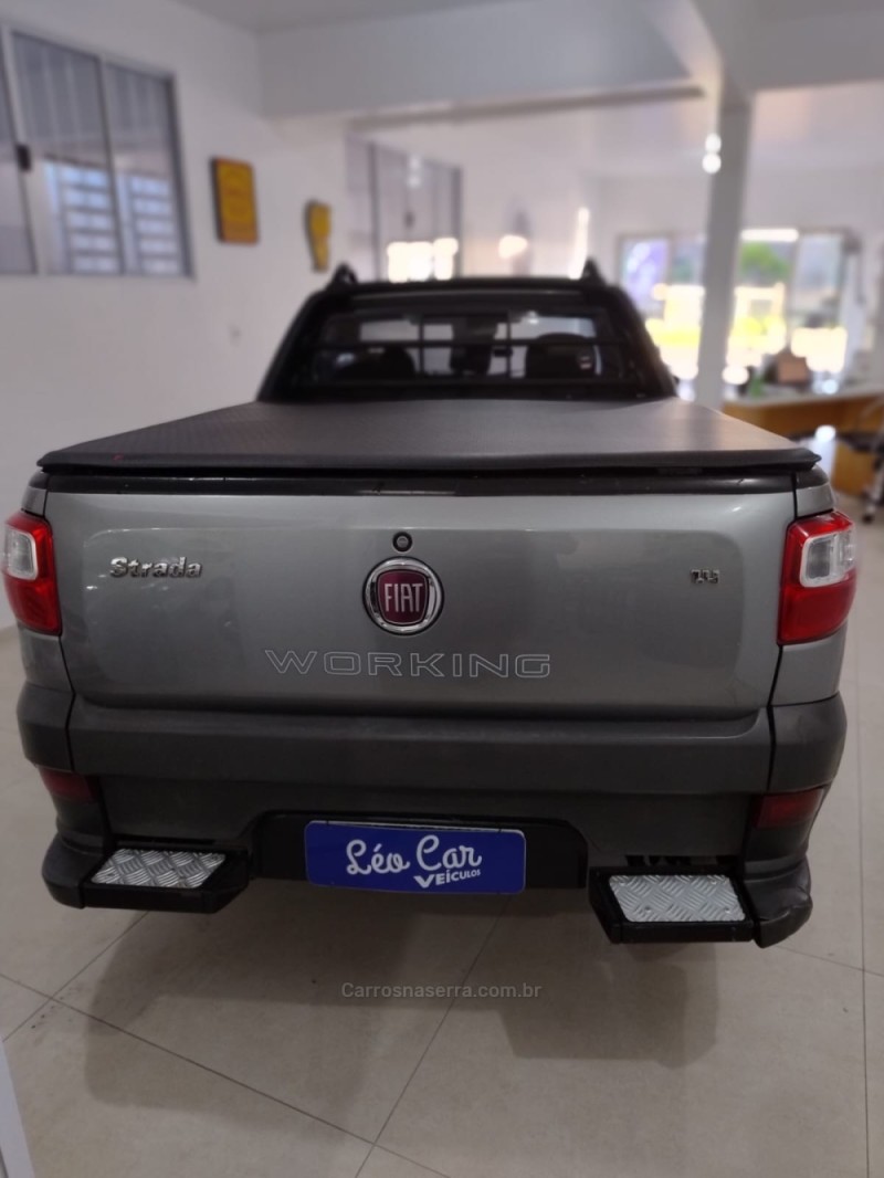 STRADA 1.4 MPI WORKING CS 8V FLEX 2P MANUAL - 2023 - VACARIA