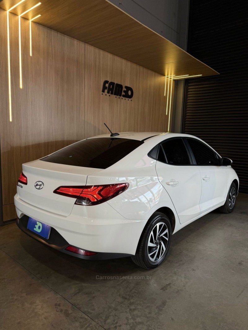 HB20S 1.6 VISION 16V FLEX 4P MANUAL - 2020 - LAJEADO