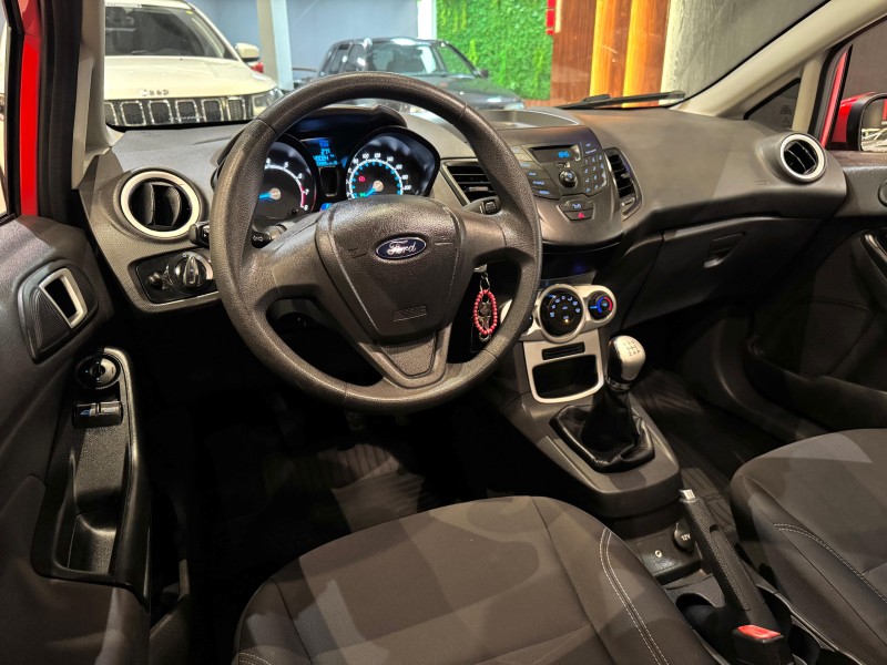 FIESTA 1.6 SE HATCH 16V FLEX 4P MANUAL - 2017 - NOVO HAMBURGO