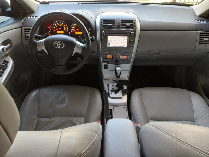 COROLLA 2.0 XEI 16V FLEX 4P AUTOMÁTICO - 2014 - CAXIAS DO SUL