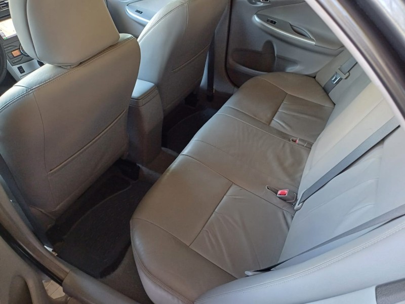 COROLLA 2.0 XEI 16V FLEX 4P AUTOMÁTICO - 2014 - CAXIAS DO SUL