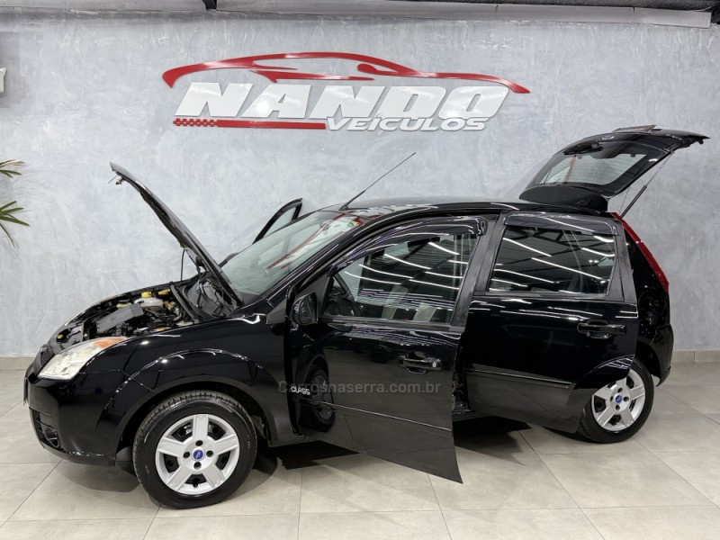 FIESTA 1.6 MPI HATCH 8V FLEX 4P MANUAL - 2010 - SAPIRANGA