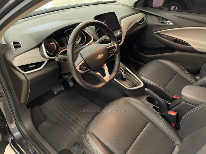ONIX 1.0	PREMIER II PLUS 12V TURBO FLEX 4P AUTOMÁTICO - 2024 - VERANóPOLIS