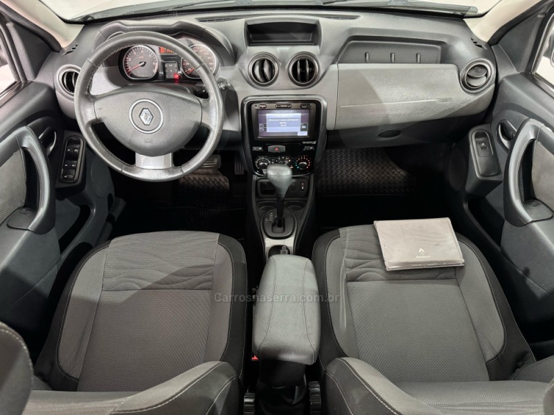 DUSTER 2.0 TECH ROAD 4X2 16V FLEX 4P AUTOMÁTICO - 2014 - NOVA PRATA