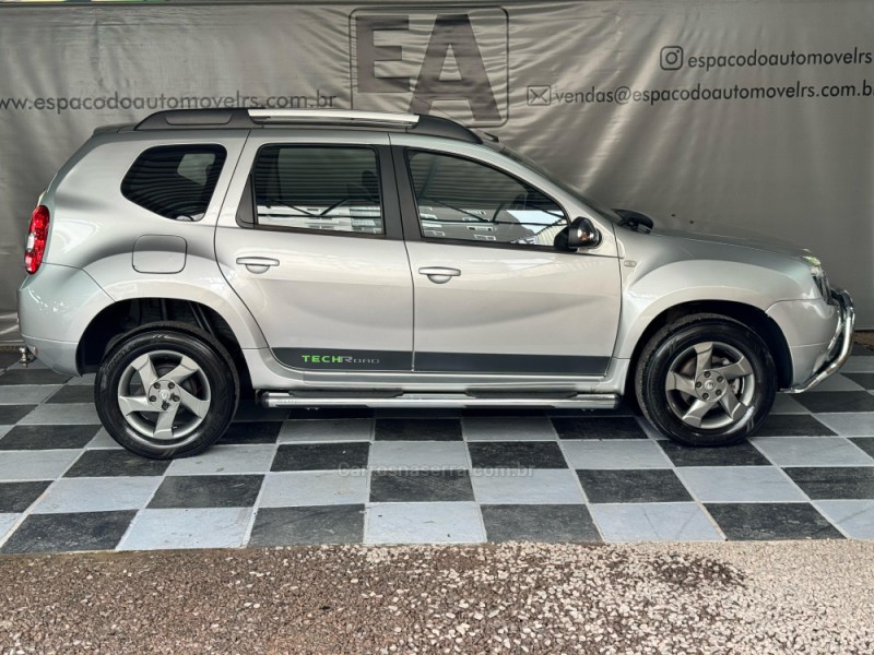 DUSTER 2.0 TECH ROAD 4X2 16V FLEX 4P AUTOMÁTICO - 2014 - NOVA PRATA