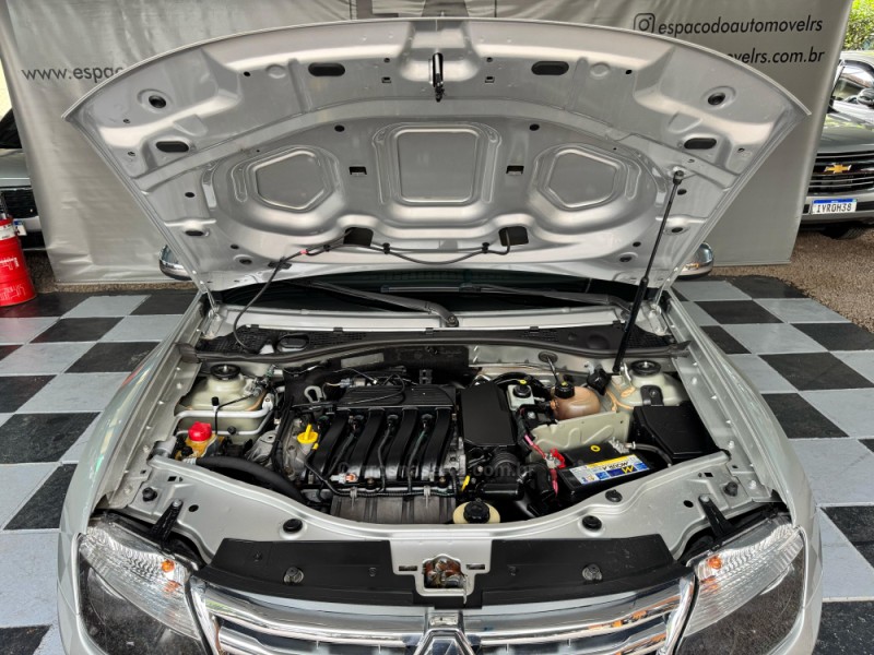 DUSTER 2.0 TECH ROAD 4X2 16V FLEX 4P AUTOMÁTICO - 2014 - NOVA PRATA