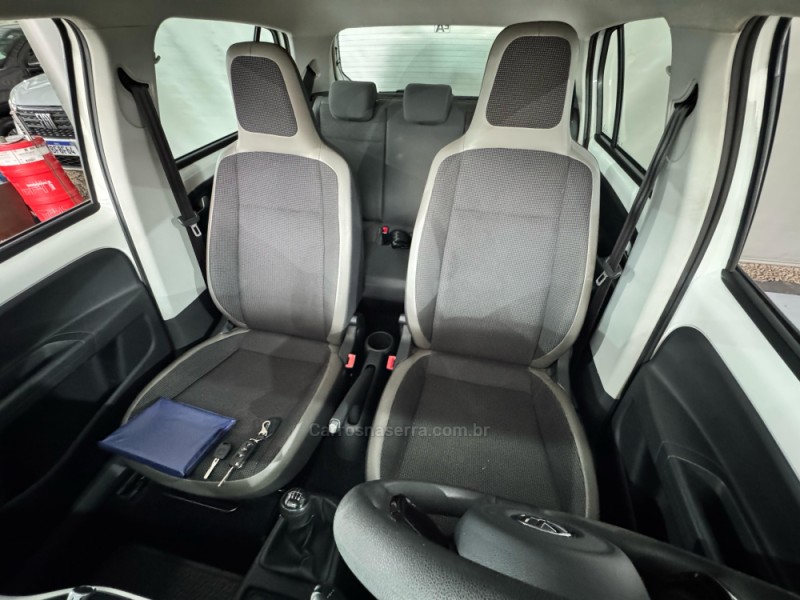 UP 1.0 MPI HIGH UP 12V FLEX 4P MANUAL - 2014 - NOVA PRATA