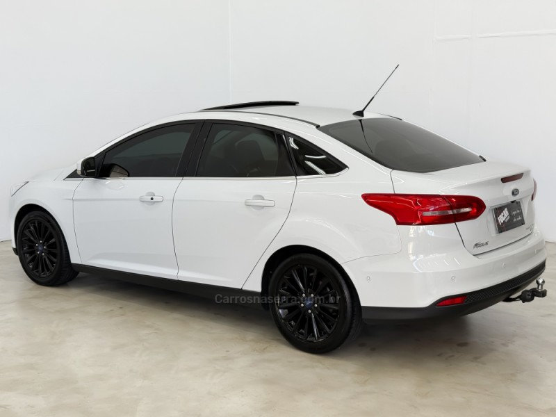 FOCUS 2.0 TITANIUM FASTBACK 16V FLEX 4P AUTOMÁTICO - 2016 - CAXIAS DO SUL