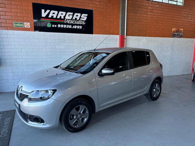 sandero 1.0 vibe 12v flex 4p manual 2018 caxias do sul