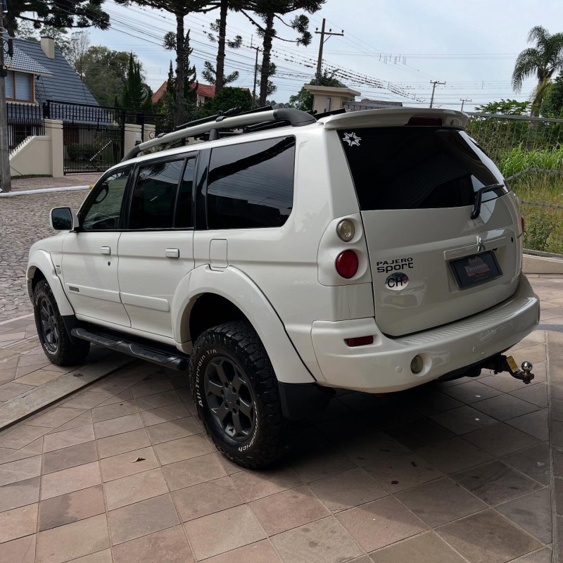 PAJERO SPORT 3.5 HPE 4X4 V6 24V FLEX 4P AUTOMÁTICO - 2010 - NOVA PETRóPOLIS