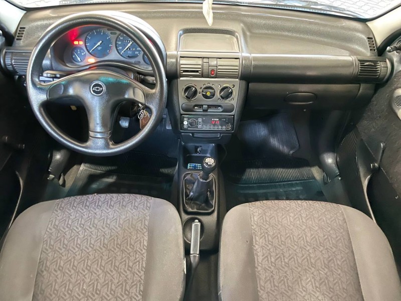 CLASSIC 1.0 MPFI VHC LIFE 8V GASOLINA 4P MANUAL - 2003 - CAXIAS DO SUL