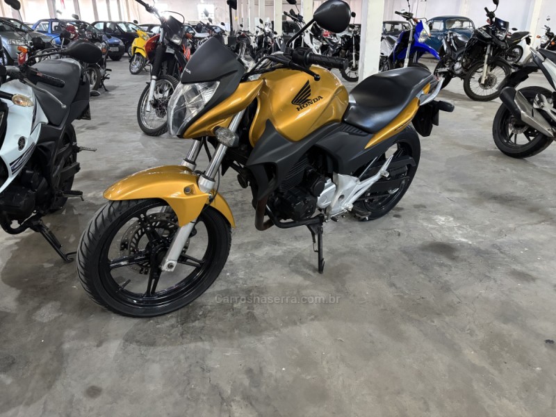 CB 300R  - 2011 - BENTO GONçALVES