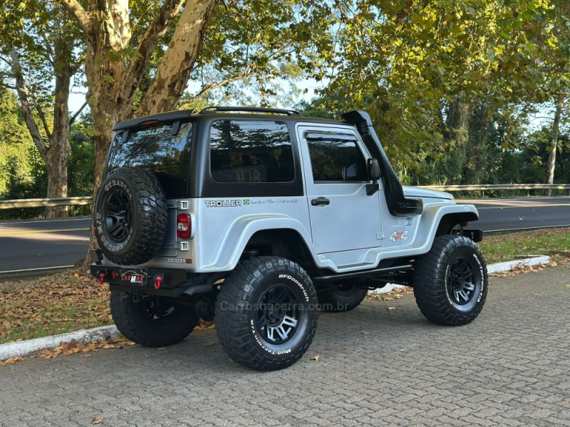 T4 3.0 TETO RÍGIDO 16V TURBO ELETRONIC DIESEL 2P MANUAL - 2011 - DOIS IRMãOS