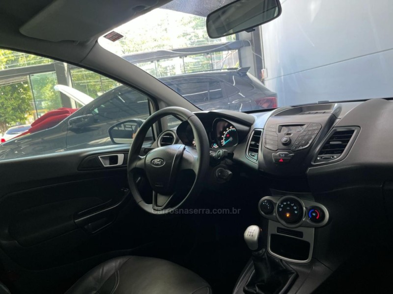 FIESTA 1.6 SE HATCH 16V FLEX 4P MANUAL - 2017 - NOVO HAMBURGO