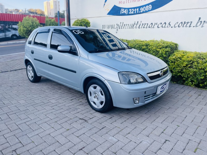 CORSA 1.8 MPFI MAXX 8V FLEX 4P MANUAL - 2006 - CAXIAS DO SUL
