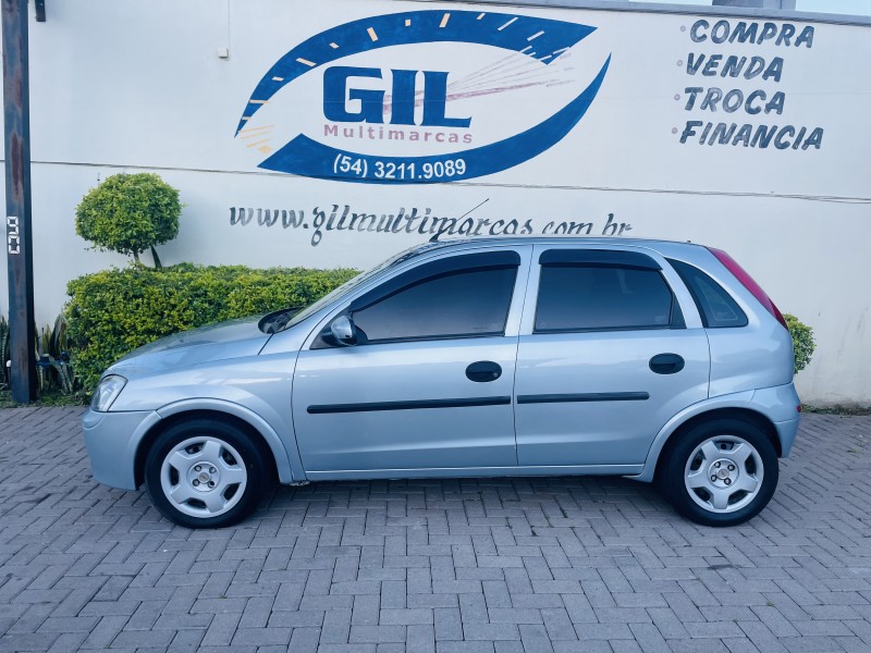 CORSA 1.8 MPFI MAXX 8V FLEX 4P MANUAL - 2006 - CAXIAS DO SUL