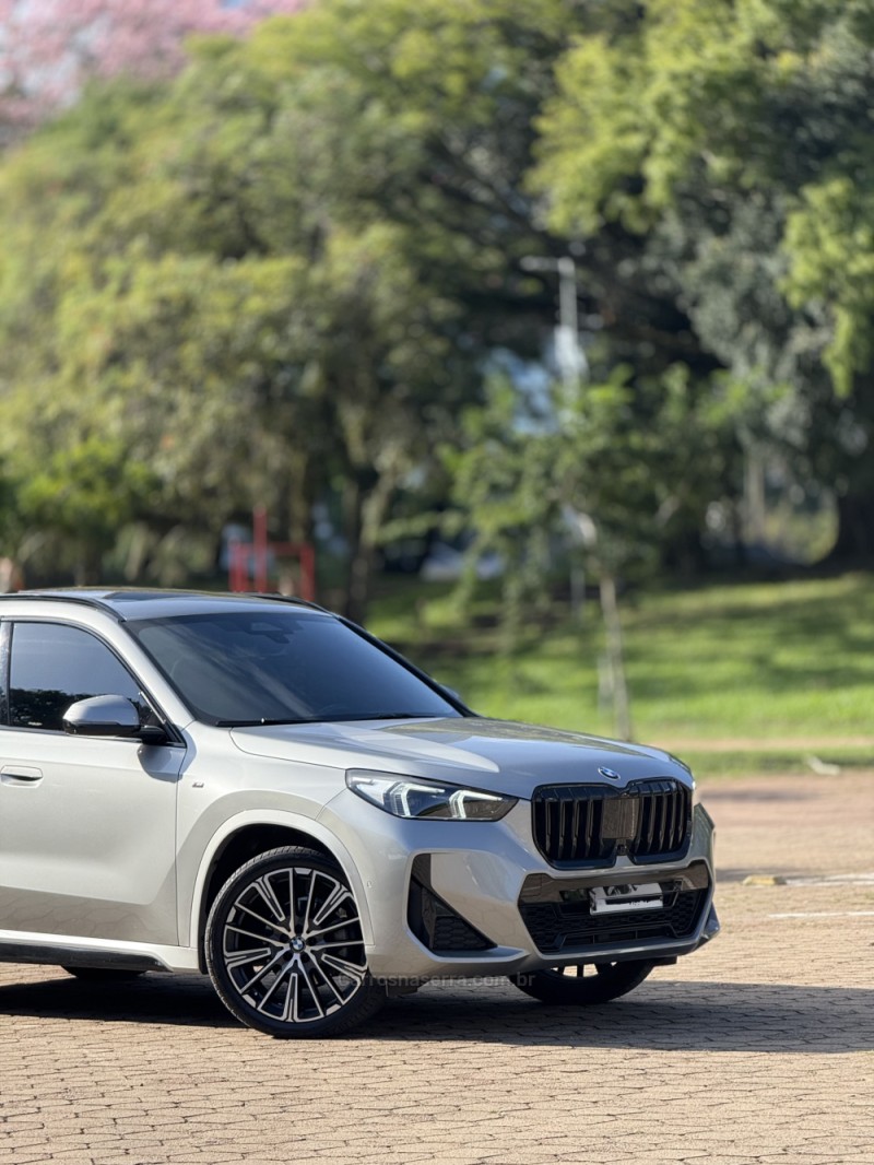 X1 2.0 16V TURBO ACTIVEFLEX SDRIVE20I M SPORT 4P AUTOMÁTICO - 2023 - CAXIAS DO SUL