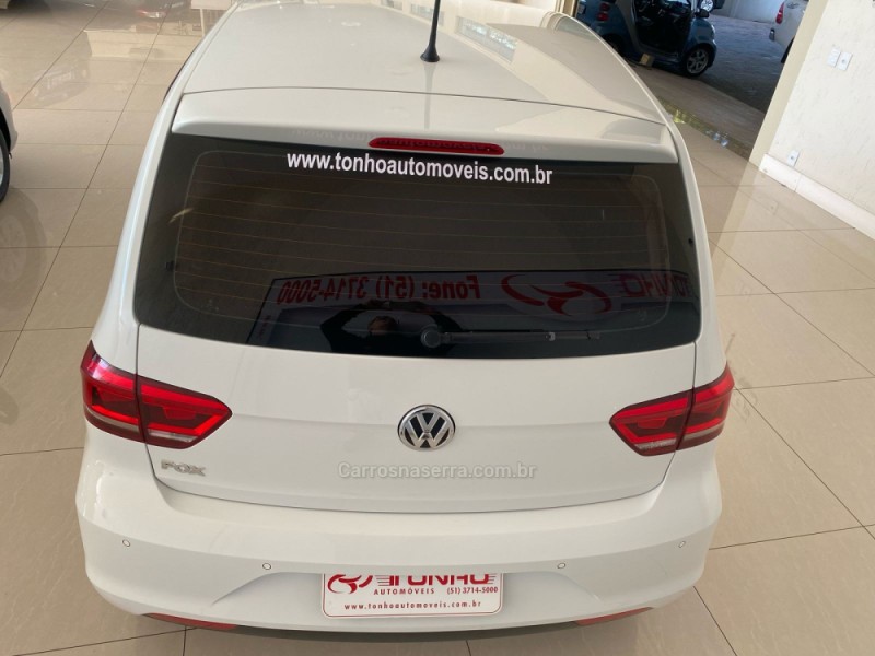 FOX 1.6 CONNECT 8V FLEX 4P MANUAL - 2018 - LAJEADO