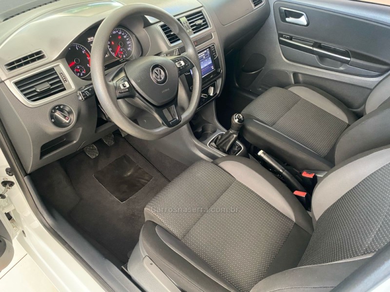 FOX 1.6 CONNECT 8V FLEX 4P MANUAL - 2018 - LAJEADO
