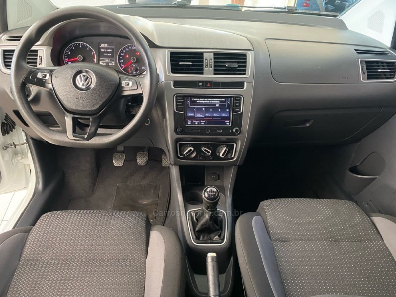 FOX 1.6 CONNECT 8V FLEX 4P MANUAL - 2018 - LAJEADO