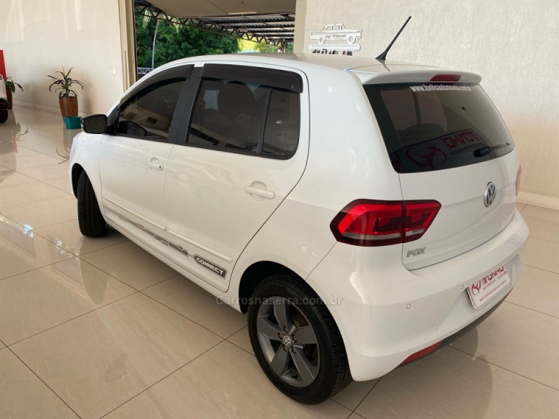 FOX 1.6 CONNECT 8V FLEX 4P MANUAL - 2018 - LAJEADO