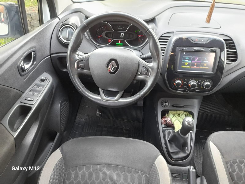 CAPTUR 1.6 16V FLEX ZEN AUTOMÁTICO - 2018 - FARROUPILHA