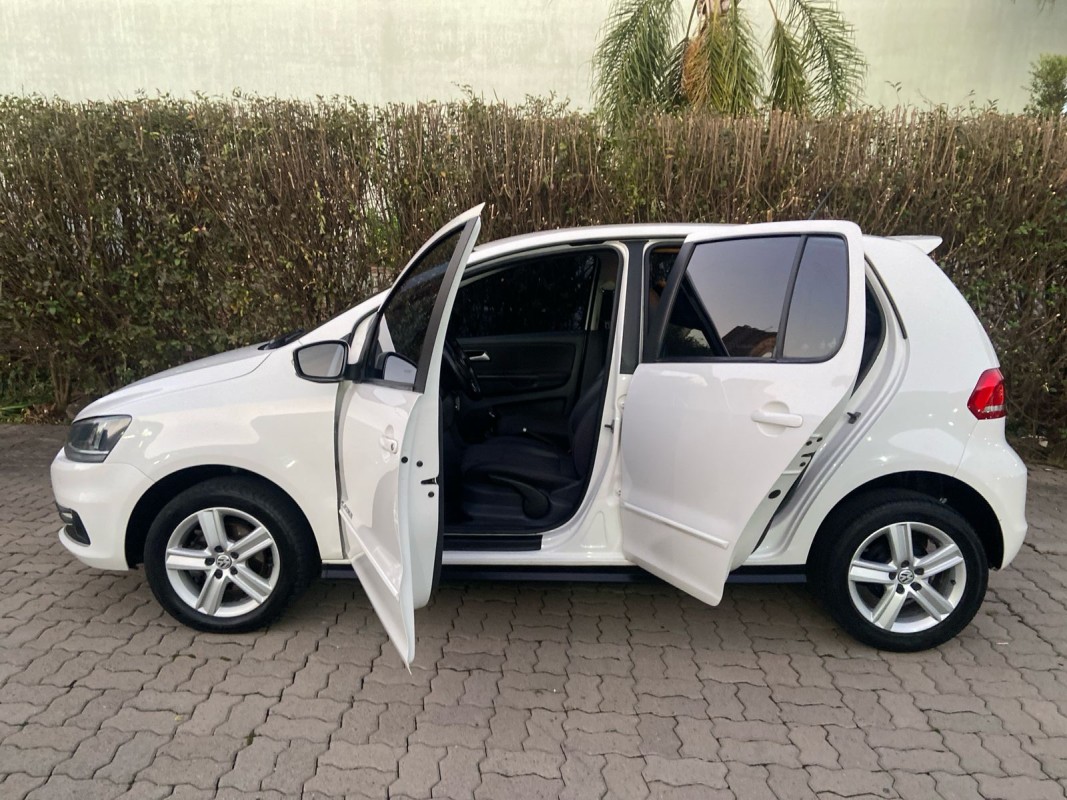FOX 1.6 MSI COMFORTLINE 8V FLEX 4P MANUAL - 2016 - CAXIAS DO SUL