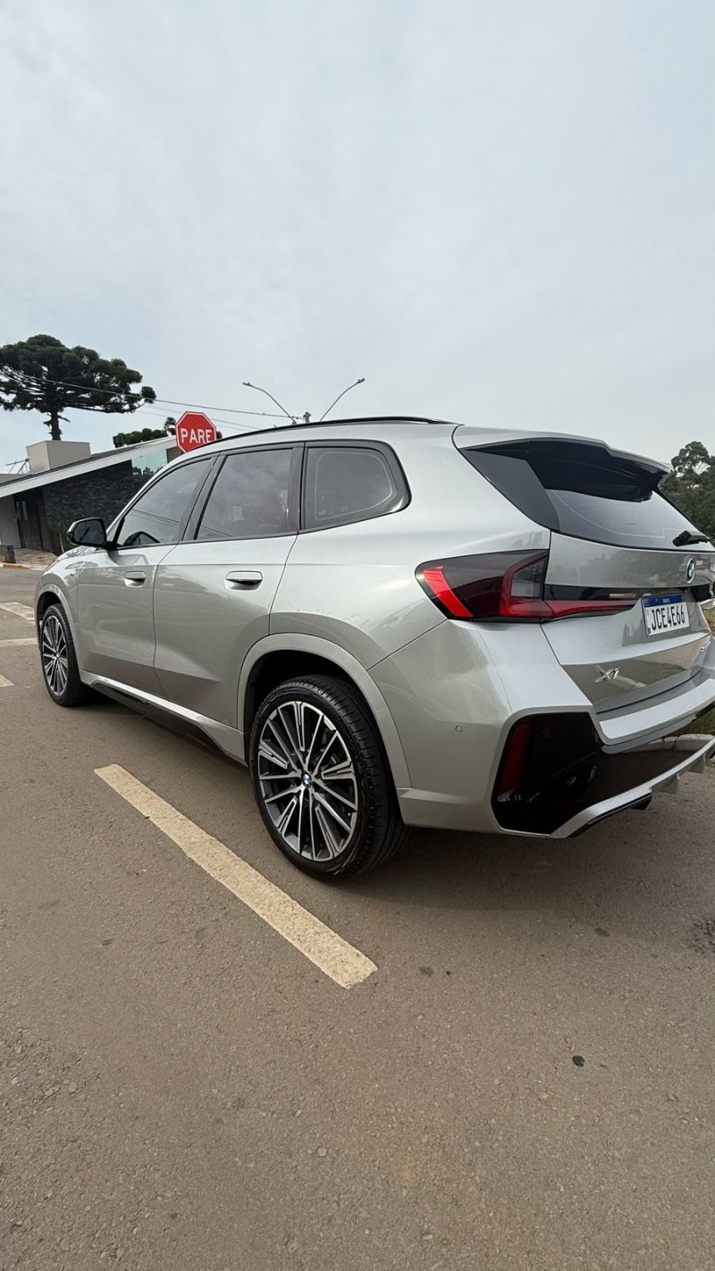 X1 2.0 16V TURBO ACTIVEFLEX SDRIVE20I M SPORT 4P AUTOMÁTICO - 2023 - FARROUPILHA