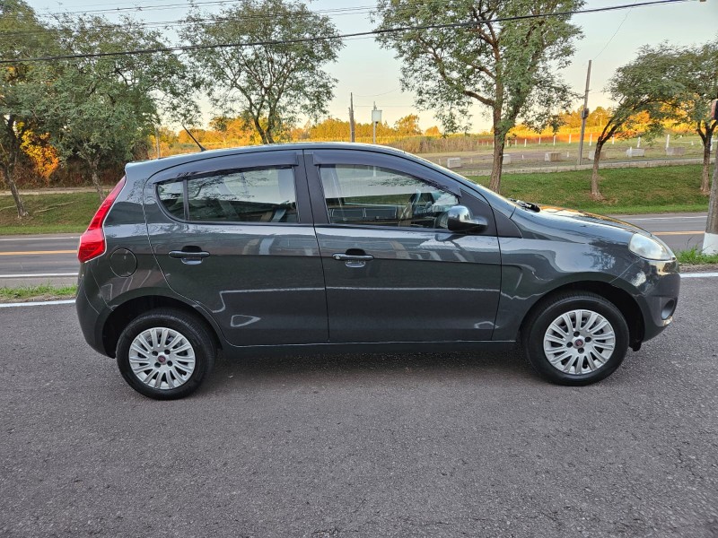 PALIO 1.0 MPI ATTRACTIVE 8V FLEX 4P MANUAL - 2014 - VENâNCIO AIRES
