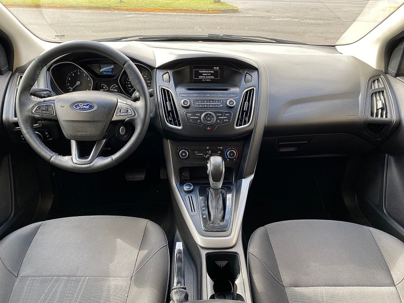 FOCUS 2.0 SE SEDAN 16V FLEX 4P AUTOMÁTICO - 2016 - CAXIAS DO SUL