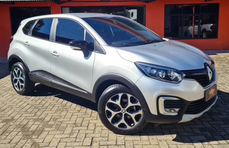 captur 2.0 16v flex intense automatico 2020 canela