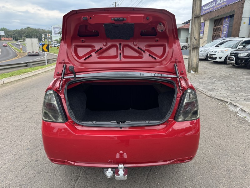 FIESTA 1.0 MPI SEDAN 8V FLEX 4P MANUAL - 2012 - DOIS IRMãOS