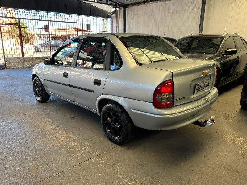 CLASSIC 1.0 MPFI LIFE 8V GASOLINA 4P MANUAL - 2010 - CAXIAS DO SUL