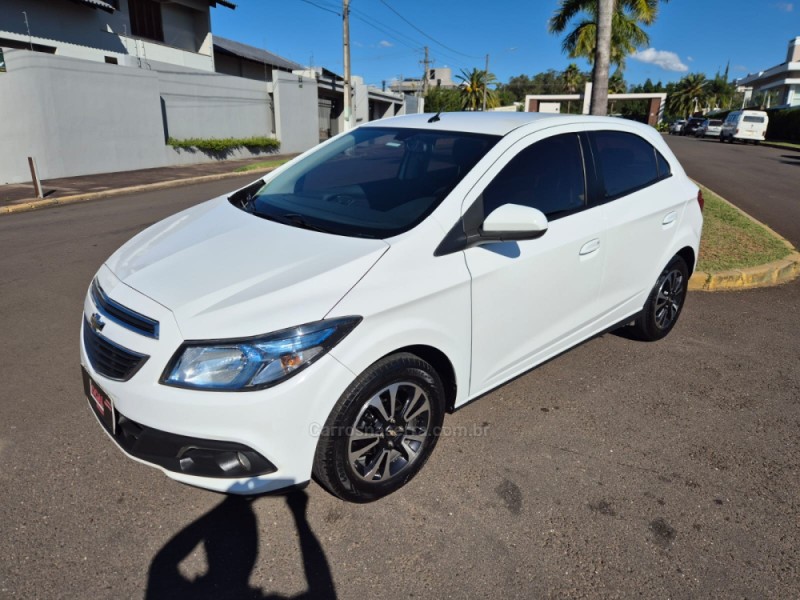 ONIX 1.4 MPFI LTZ 8V FLEX 4P MANUAL - 2013 - SãO LEOPOLDO