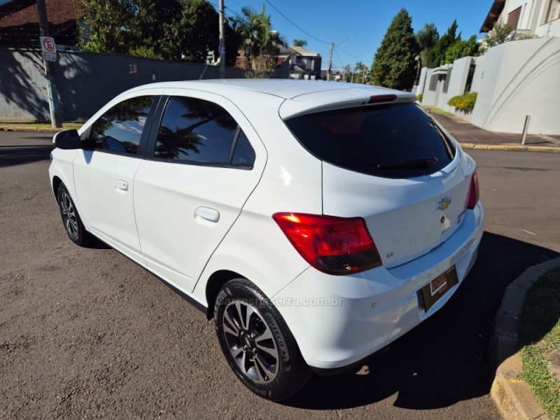 ONIX 1.4 MPFI LTZ 8V FLEX 4P MANUAL - 2013 - SãO LEOPOLDO