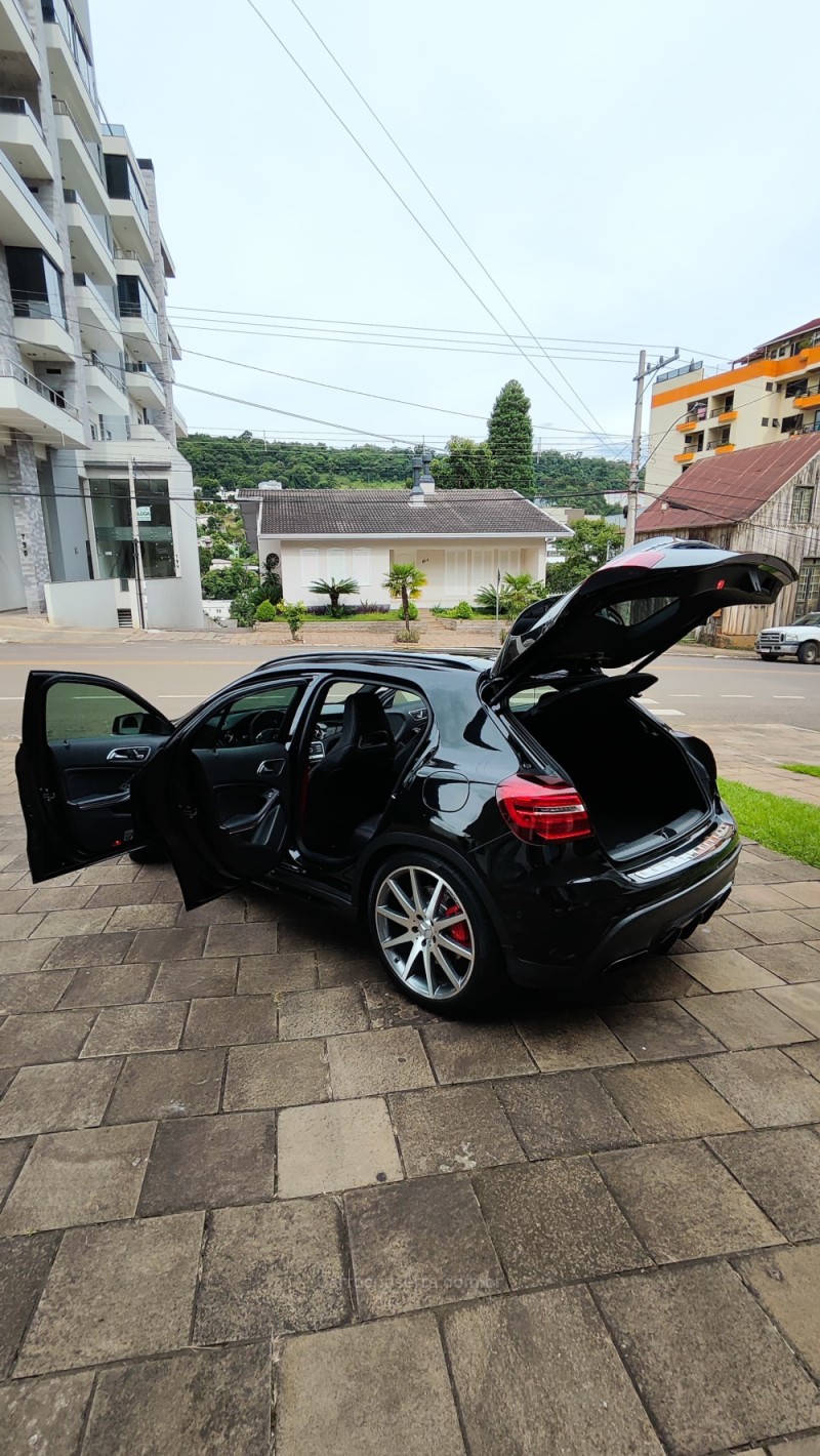 A 45 AMG 2.0 16V TURBO GASOLINA 4P AUTOMATIZADO - 2019 - VERANóPOLIS