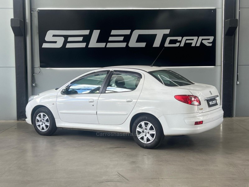 207 1.4 SEDAN XR PASSION 8V FLEX 4P MANUAL - 2013 - NOVO HAMBURGO