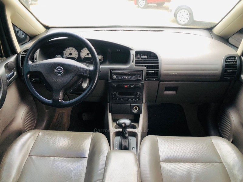 ZAFIRA 2.0 MPFI ELITE 8V FLEX 4P AUTOMÁTICO - 2009 - GRAVATAí
