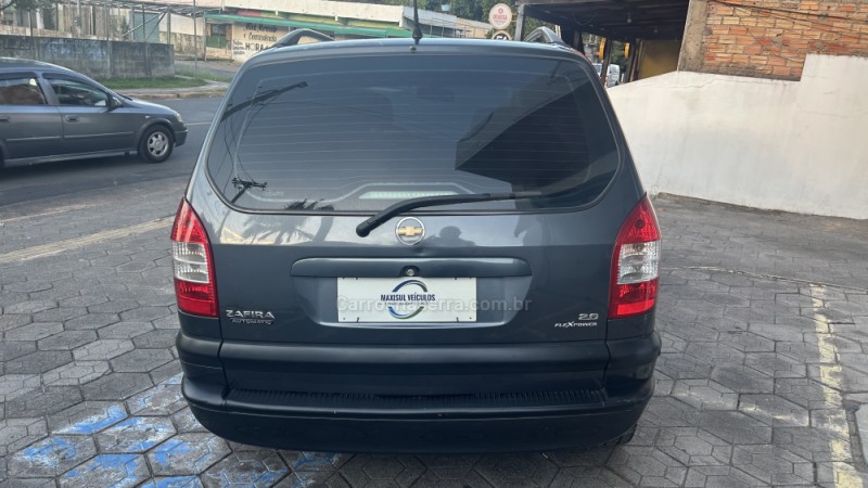 ZAFIRA 2.0 MPFI ELITE 8V FLEX 4P AUTOMÁTICO - 2009 - GRAVATAí