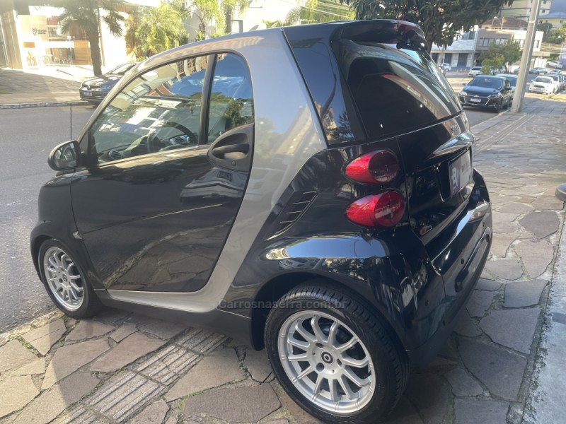 FORTWO 1.0 COUPÉ 3 CILINDROS 12V GASOLINA 2P AUTOMÁTICO - 2011 - BENTO GONçALVES