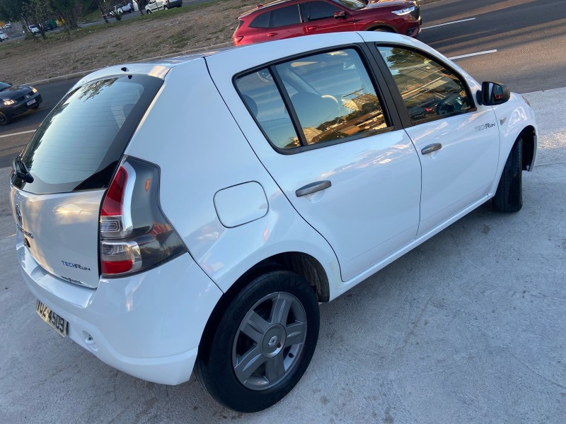 SANDERO 1.0 TECH RUN 16V FLEX 4P MANUAL - 2014 - CAXIAS DO SUL