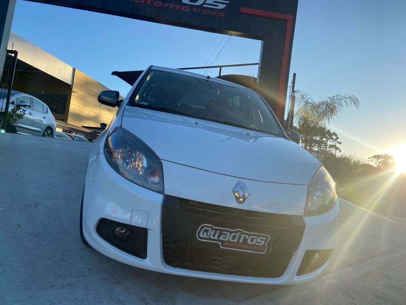 SANDERO 1.0 TECH RUN 16V FLEX 4P MANUAL - 2014 - CAXIAS DO SUL