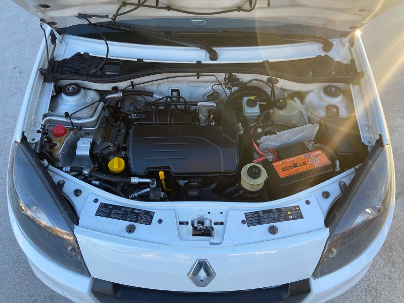 SANDERO 1.0 TECH RUN 16V FLEX 4P MANUAL - 2014 - CAXIAS DO SUL