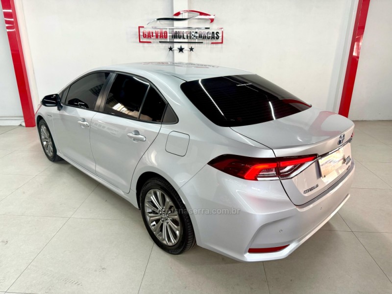 COROLLA 1.8 ALTIS PREMIUM 16V HÍBRIDO 4P AUTOMÁTICO - 2021 - CAXIAS DO SUL