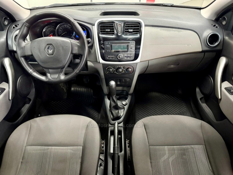 LOGAN 1.0 EXPRESSION 16V FLEX 4P MANUAL - 2015 - CAXIAS DO SUL