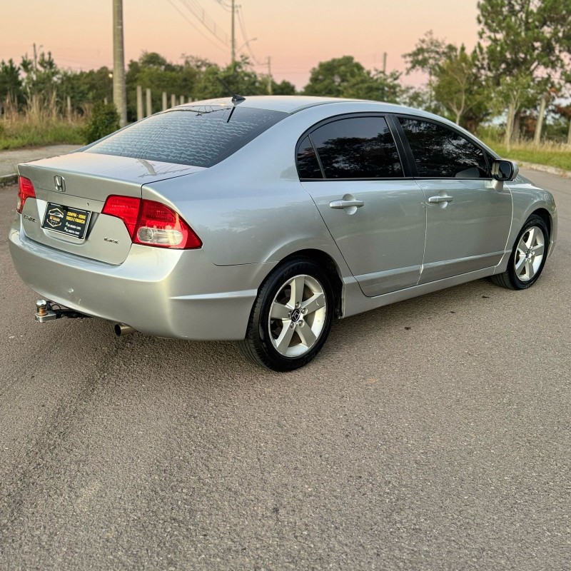 CIVIC 1.8 LXS 16V GASOLINA 4P MANUAL - 2007 - BENTO GONçALVES