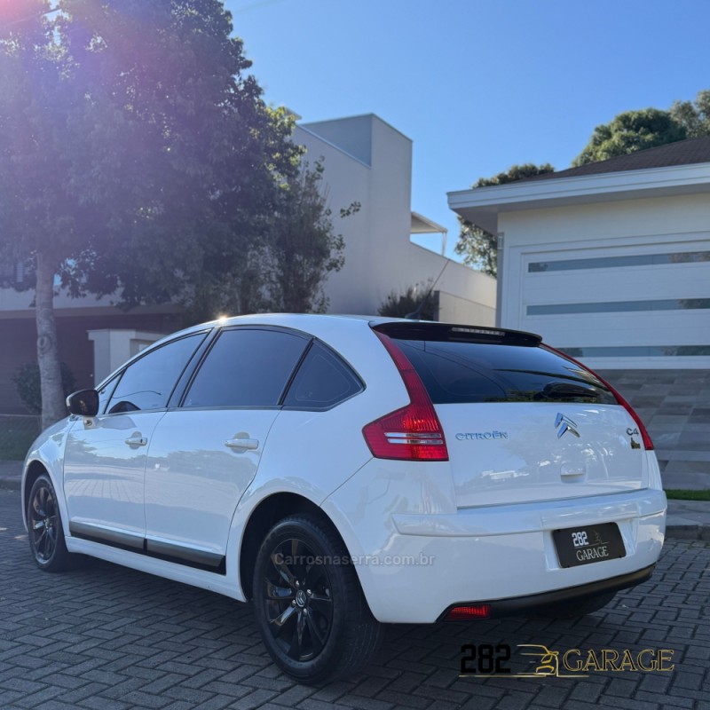 C4 2.0 GLX 16V FLEX 4P AUTOMÁTICO - 2011 - FARROUPILHA