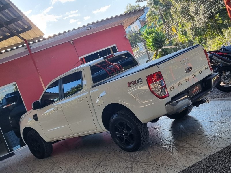 RANGER 2.2 XLS 4X4 CD 16V DIESEL 4P MANUAL - 2019 - CAXIAS DO SUL