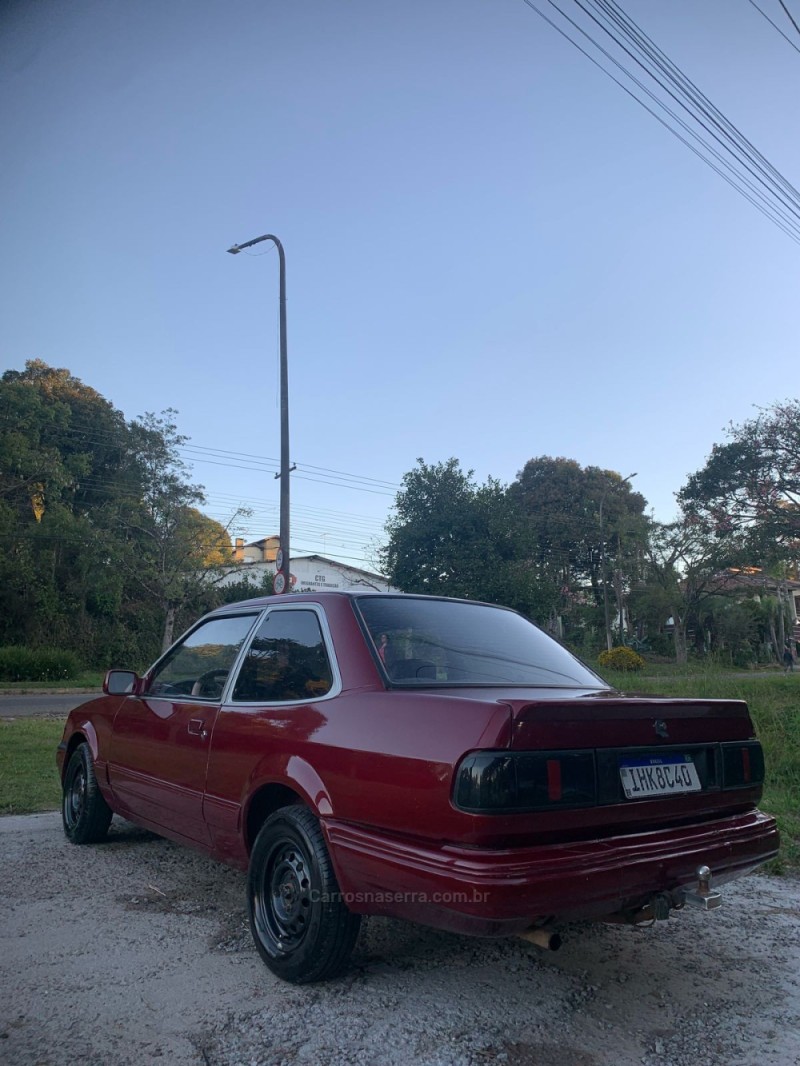 APOLLO 1.8 GL 8V GASOLINA 2P MANUAL - 1991 - CAXIAS DO SUL