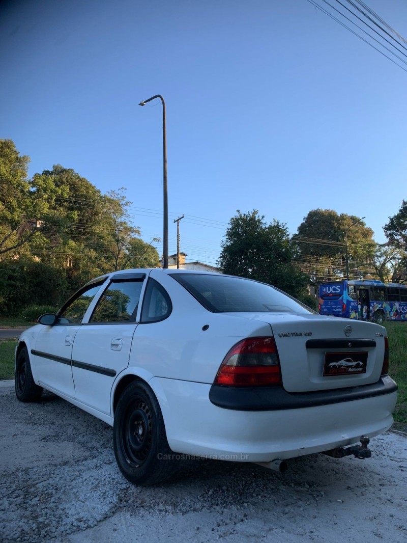 VECTRA 2.2 MPFI CD 16V GASOLINA 4P MANUAL - 1998 - CAXIAS DO SUL